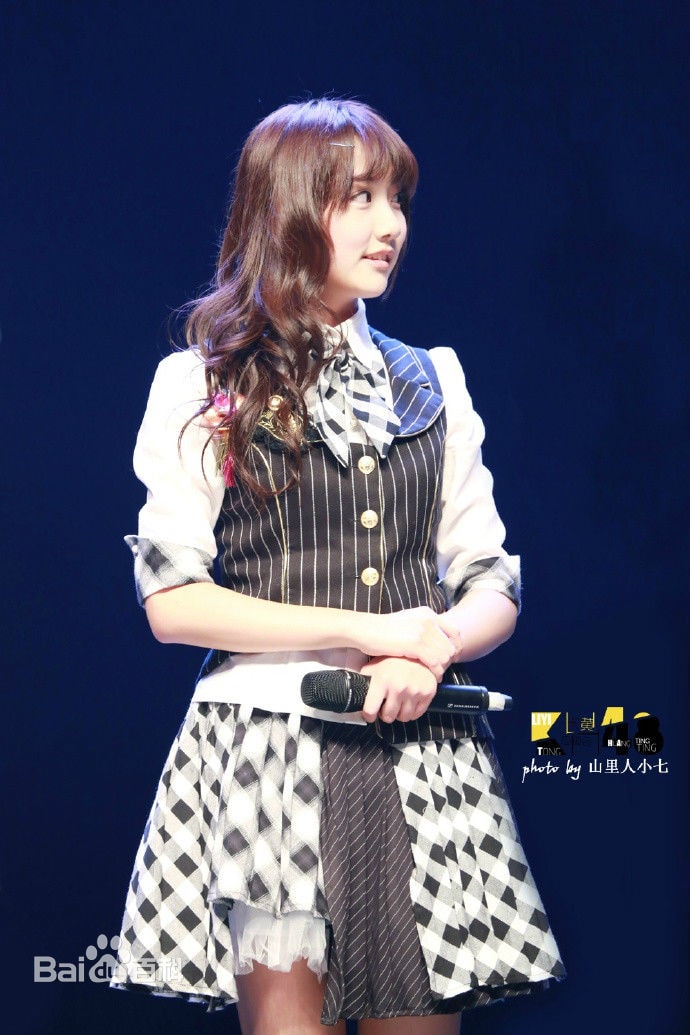 http://www.newswatch247.com/pics/star/pic/ab82536929d906c6bf51abf51ab07298.jpg