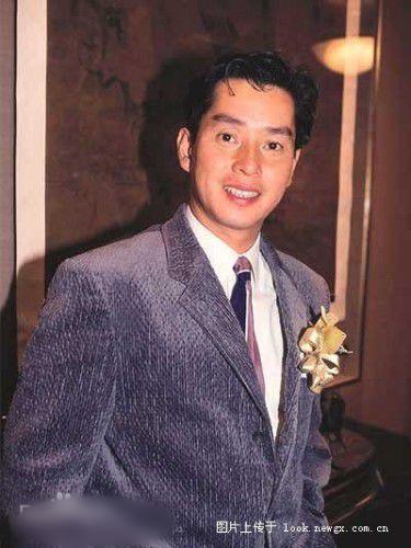 http://www.newswatch247.com/pics/star/pic/abb69716e00612c21dfc1d1655d78091.jpg