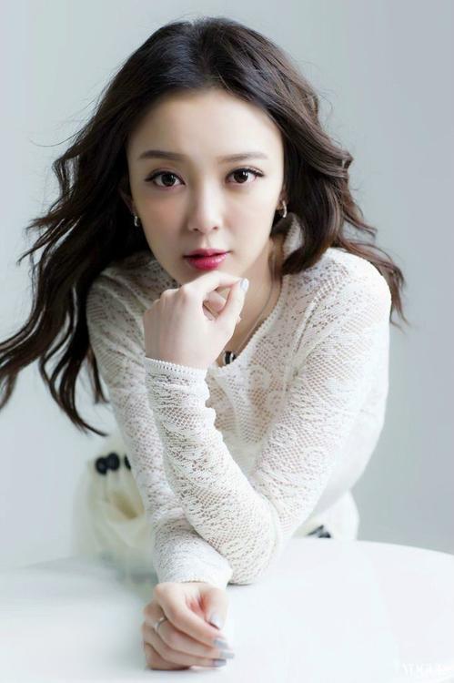 http://www.newswatch247.com/pics/star/pic/ac5edfcb8d92d4aae955cadaaf600005.jpg