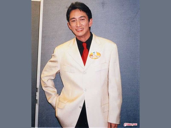 http://www.newswatch247.com/pics/star/pic/ad02/903dc46d2f55a00ec76069ae3ab6.jpg