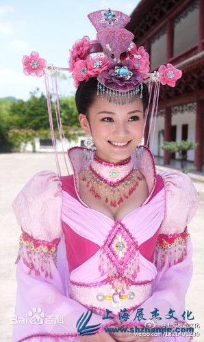 http://www.newswatch247.com/pics/star/pic/ad433ed0c2762f90fabfa8ef25d3e14f.jpg