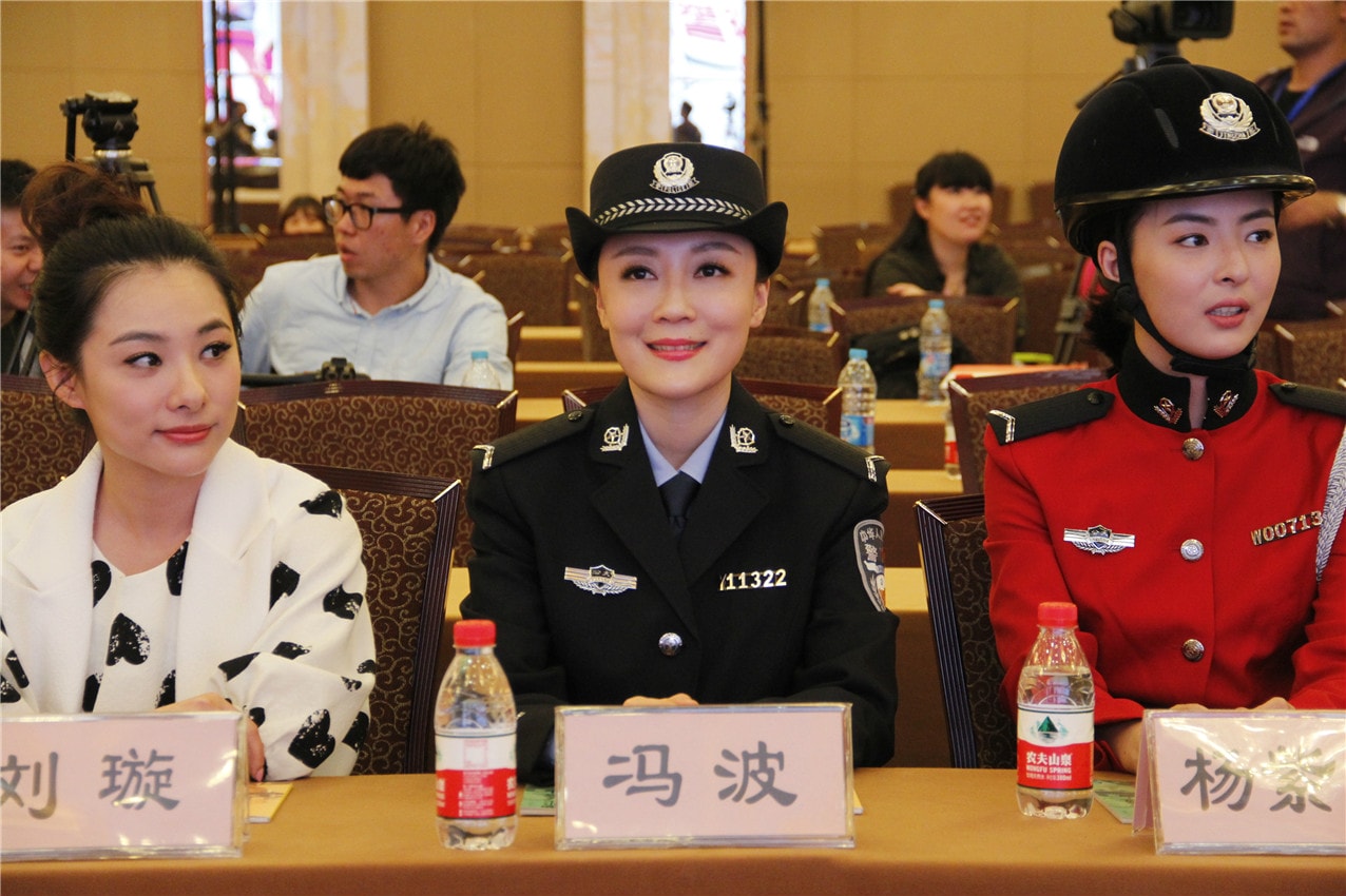 http://www.newswatch247.com/pics/star/pic/ad6118e8d4bff954c931c6f8c74d1c0e.jpg