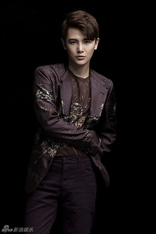 http://www.newswatch247.com/pics/star/pic/ada6f4cc66a929460a5fd471da71bea3.jpg