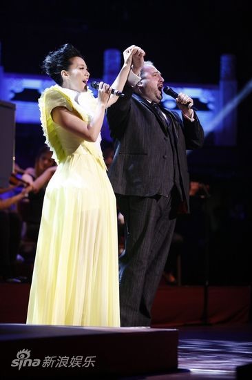 http://www.newswatch247.com/pics/star/pic/add47d93d8f8d6094c02bfd3dbc4f9dd.jpg
