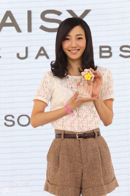 http://www.newswatch247.com/pics/star/pic/addfb0b74ed99ff97b582506f8442b30.jpg