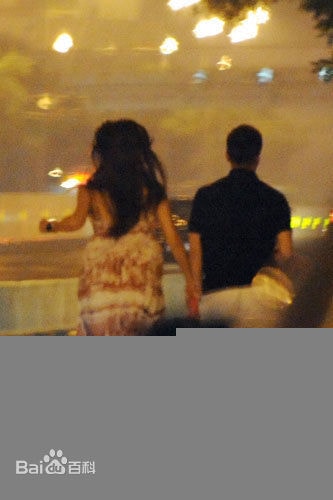 http://www.newswatch247.com/pics/star/pic/ae1940447528a47730f39223402d45d9.jpg
