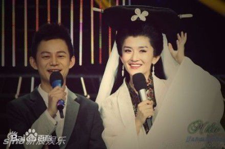 http://www.newswatch247.com/pics/star/pic/aef5c313b43a2f2ce97a6b7ffad7be89.jpg
