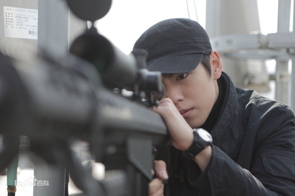 http://www.newswatch247.com/pics/star/pic/b11d79f42941aa8d56de6bcf58b2dab8.jpg