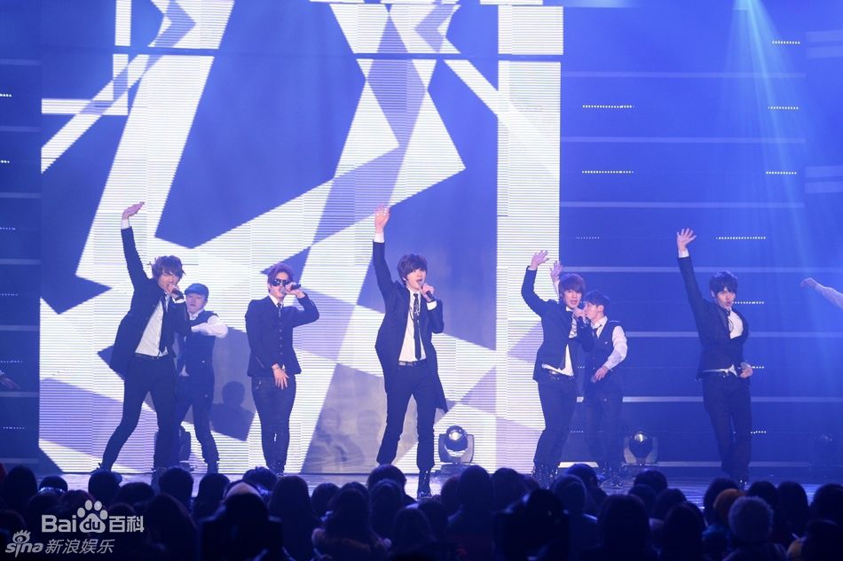 http://www.newswatch247.com/pics/star/pic/b1ec0593c4157f30527fb376f68f8bdf.jpg