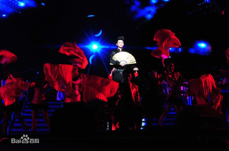 http://www.newswatch247.com/pics/star/pic/b21bb8d5cf8a2047c02a2e055ce476b5.jpg