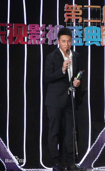 http://www.newswatch247.com/pics/star/pic/b35bfe3b18b66db8a957e742113f6c67.jpg