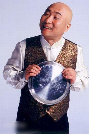 http://www.newswatch247.com/pics/star/pic/b38f9f7267d225f721bd9b9c9892c583.jpg