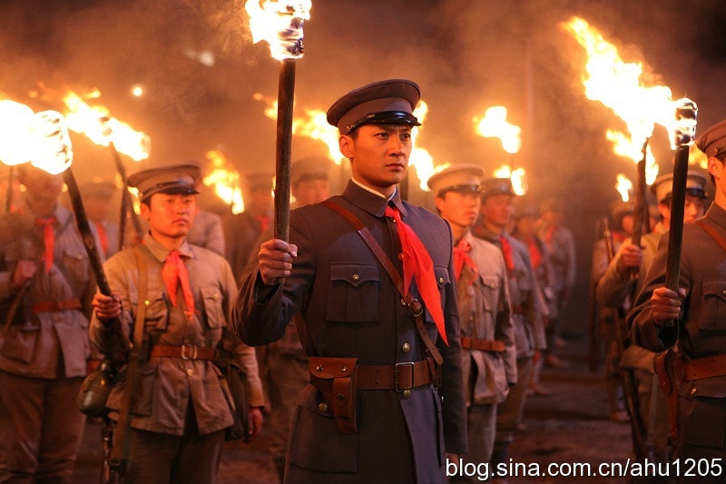 http://www.newswatch247.com/pics/star/pic/b465/ffd035fc7161b1fbc185da5a7547.jpg