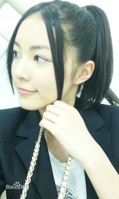 http://www.newswatch247.com/pics/star/pic/b54565d20ffc5e3db4f063f8b9b3ddea.jpg