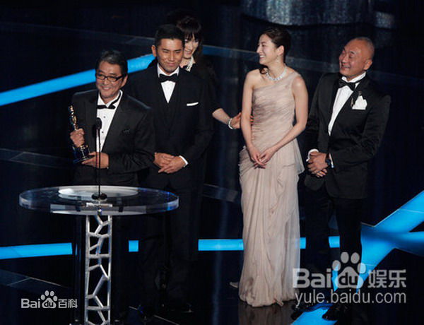 http://www.newswatch247.com/pics/star/pic/b62a8d3ab4e2015549f1ffdd1be6e053.jpg
