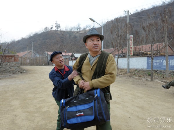 http://www.newswatch247.com/pics/star/pic/b72383b9281d00a2d747ffa65e05965d.jpg