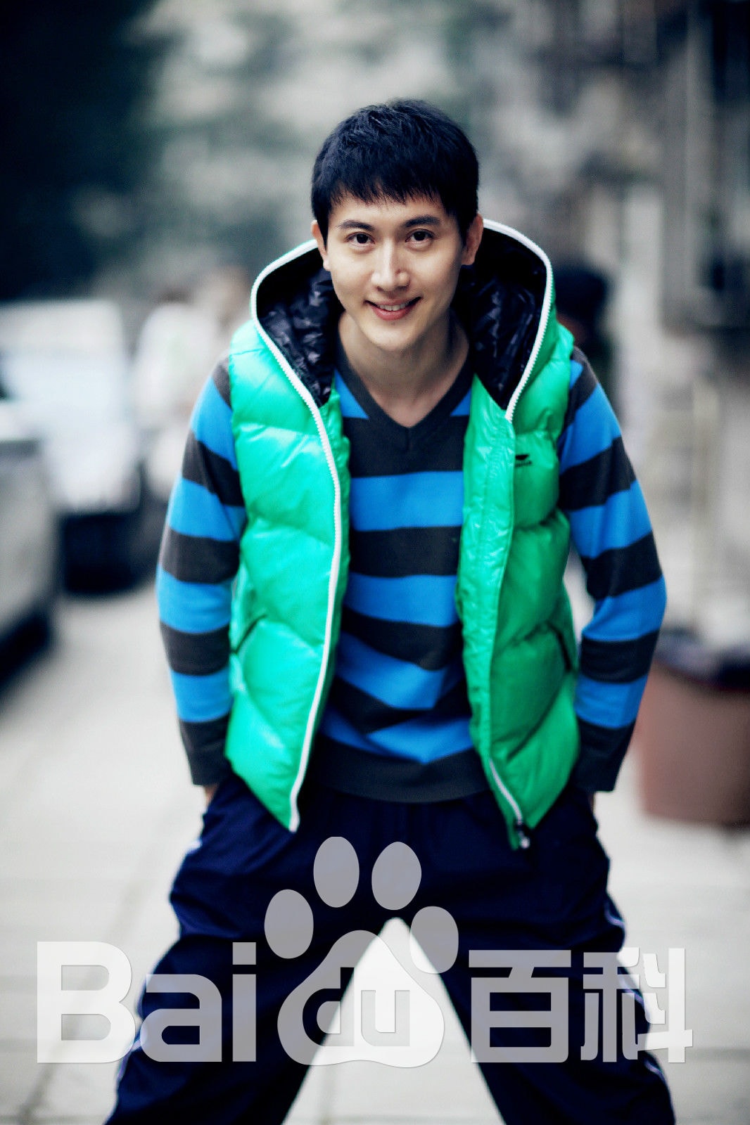 http://www.newswatch247.com/pics/star/pic/b7941906b614cb36d94c23b43177de61.jpg