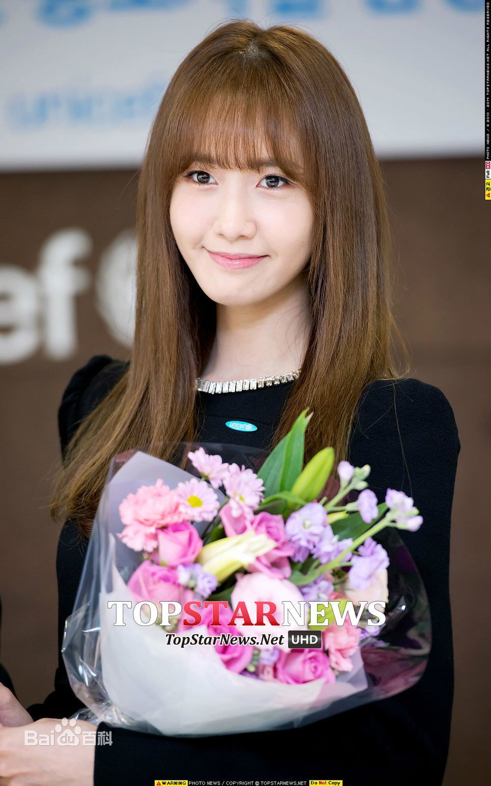 http://www.newswatch247.com/pics/star/pic/b90c4c6cf69b6b4f7c165fdcbea686c7.jpg