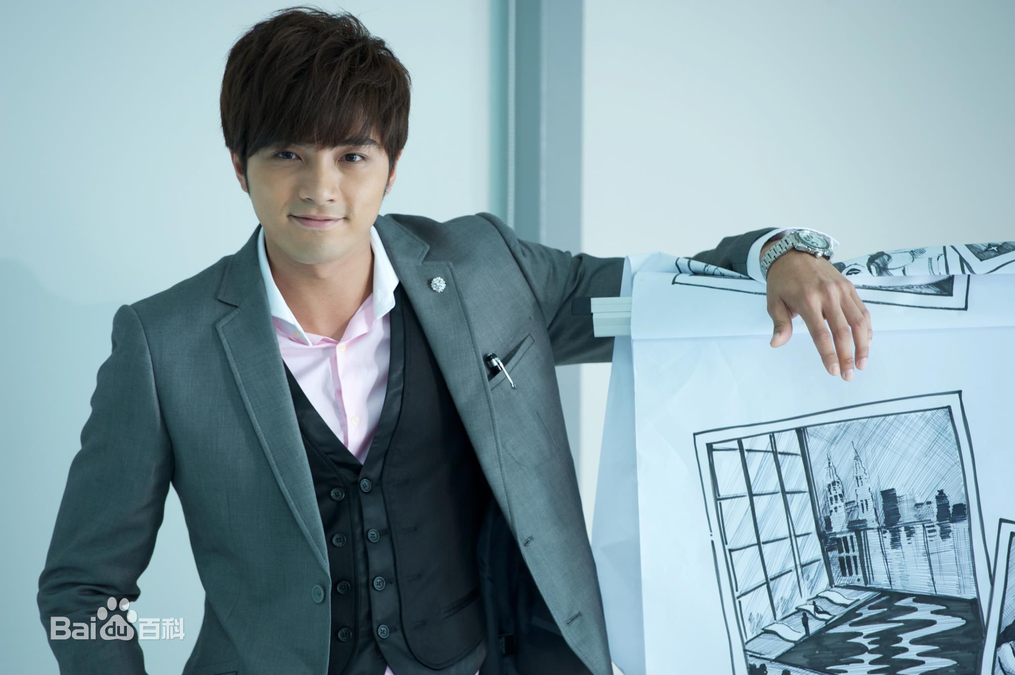 http://www.newswatch247.com/pics/star/pic/b914e76c1840e7603eaf7a00b949d289.jpg