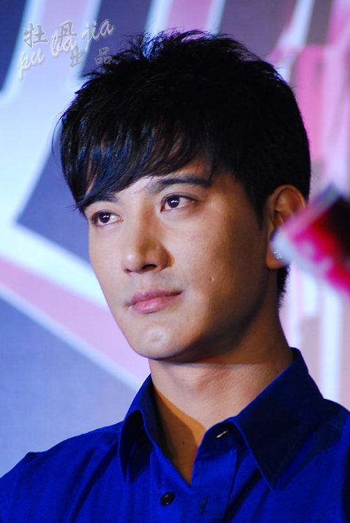 http://www.newswatch247.com/pics/star/pic/b9b9c1e576187185895d8572dfea624d.jpg