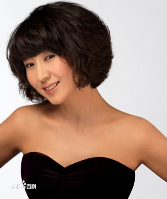 http://www.newswatch247.com/pics/star/pic/ba211057ef74eb5eda9ab29319f12738.jpg