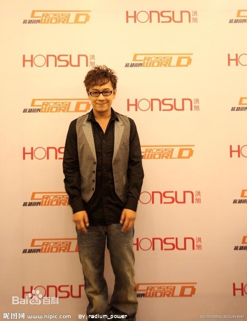 http://www.newswatch247.com/pics/star/pic/ba2dc303515d0b7e3388a5f0ec214fd7.jpg
