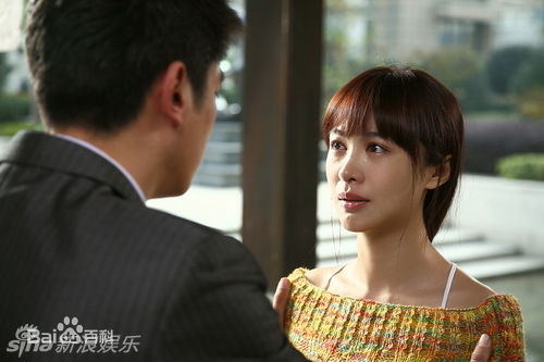 http://www.newswatch247.com/pics/star/pic/baa500071d218c65cdfee9bcd7c7c912.jpg