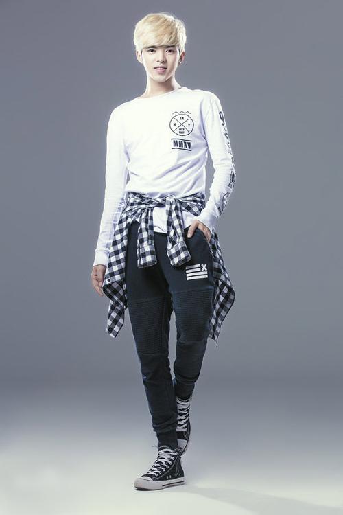 http://www.newswatch247.com/pics/star/pic/bac860a82268d497c3064c3d4f061fd7.jpg