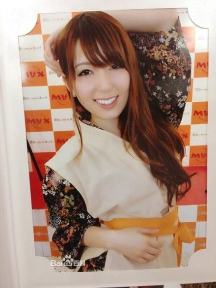 http://www.newswatch247.com/pics/star/pic/bd0f8aa70851beb45232779c14a87800.jpg