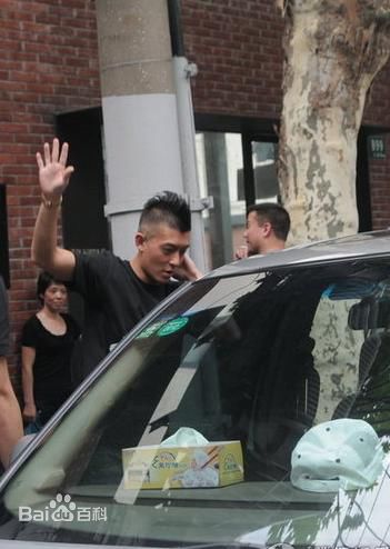 http://www.newswatch247.com/pics/star/pic/be2d0194f41fedbe771ec689f555dfca.jpg