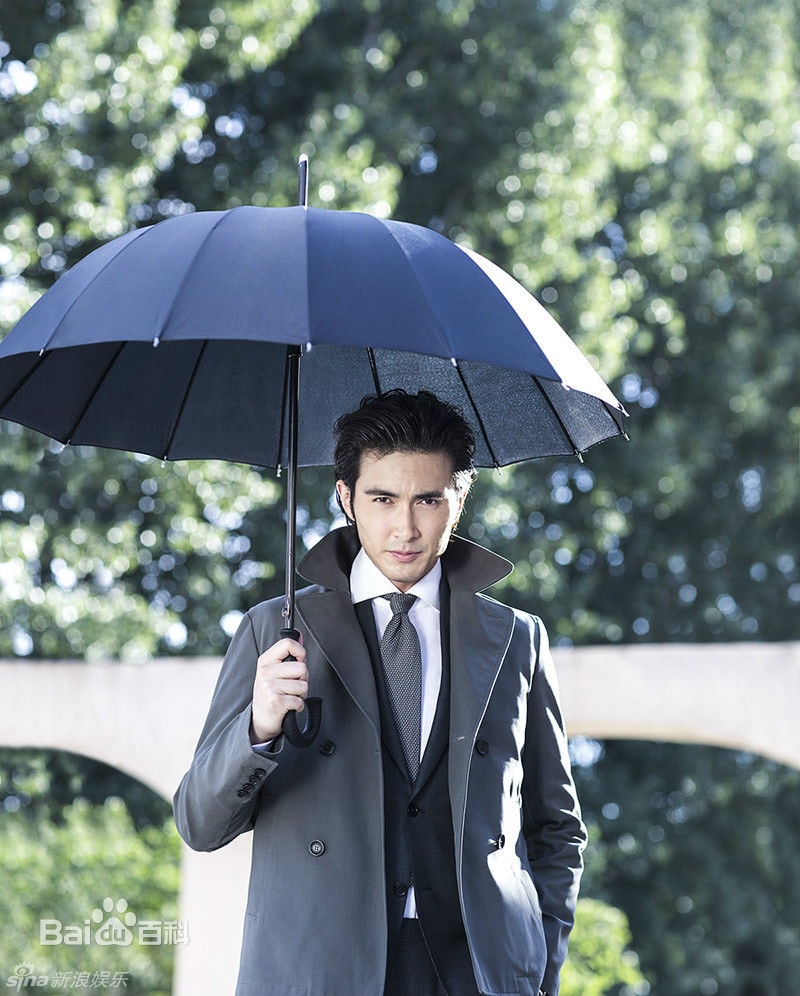 http://www.newswatch247.com/pics/star/pic/be93d5dcb7a45b353e8a38cb3f0a807b.jpg