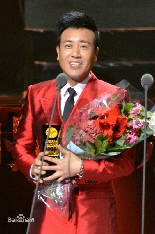http://www.newswatch247.com/pics/star/pic/bea6b2cbfc2e60687e0055e57be7dd22.jpg