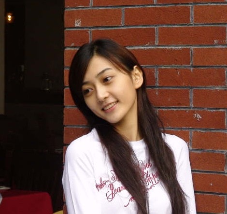 http://www.newswatch247.com/pics/star/pic/bf8134ef24e3259ce93896cc70f2fd70.jpg