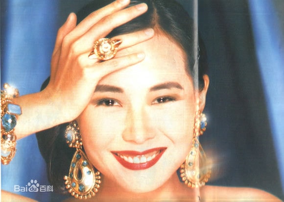 http://www.newswatch247.com/pics/star/pic/c0701f958b8bbbc9b25db316e4b64189.jpg