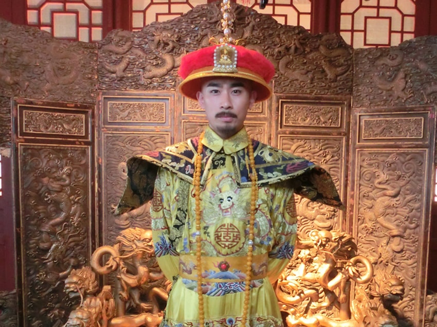 http://www.newswatch247.com/pics/star/pic/c0d8/3a5c8b400598e3dd80445452ec51.jpg