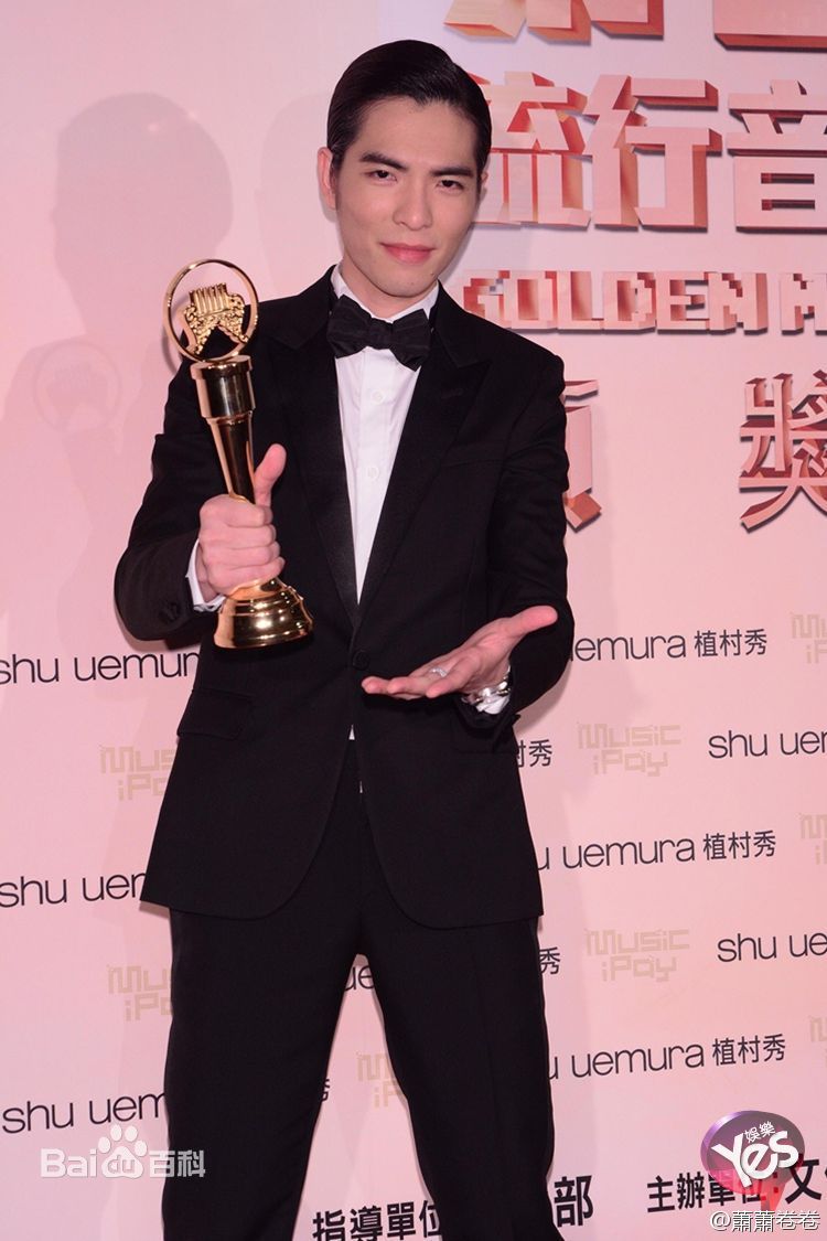 http://www.newswatch247.com/pics/star/pic/c126a651c75653836b7f45b64e6b06f4.jpg