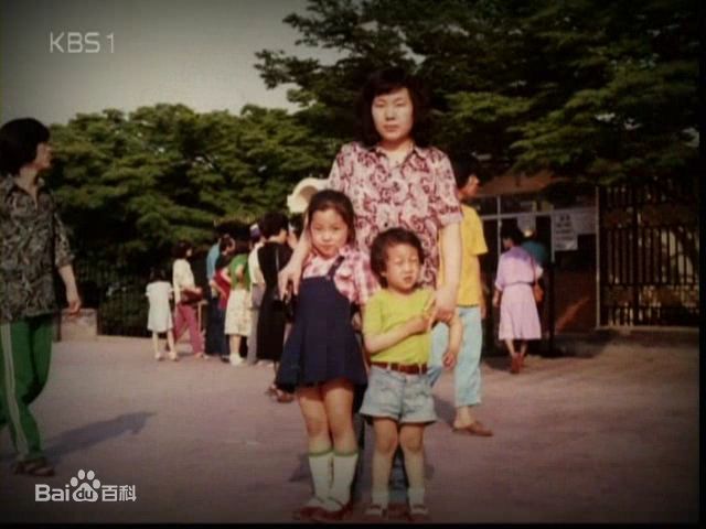 http://www.newswatch247.com/pics/star/pic/c1a105b04f5ef53aac2210c38e543ff0.jpg