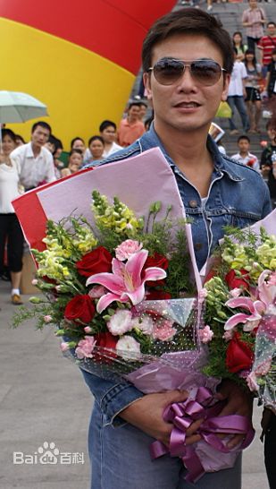 http://www.newswatch247.com/pics/star/pic/c1c2307f074eef4c86737550ad4bc3d1.jpg