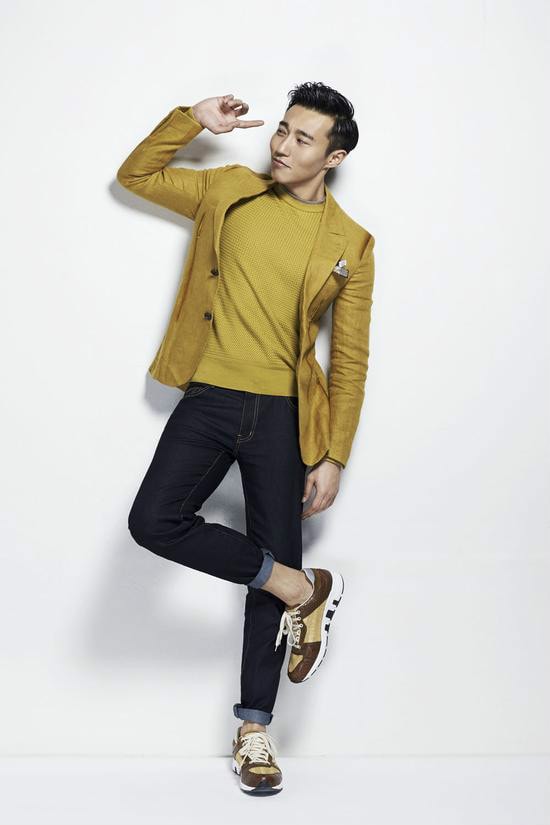 http://www.newswatch247.com/pics/star/pic/c21e/a79d68dca1bd8a62a38f73a47a4c.jpg