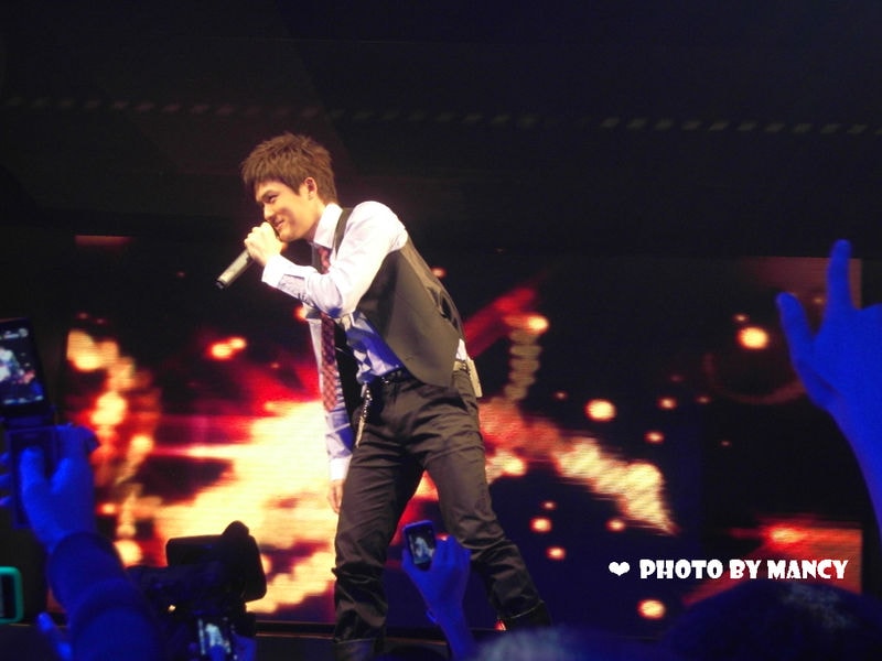 http://www.newswatch247.com/pics/star/pic/c317f9eec941427a6f5e54e13fe3916a.jpg