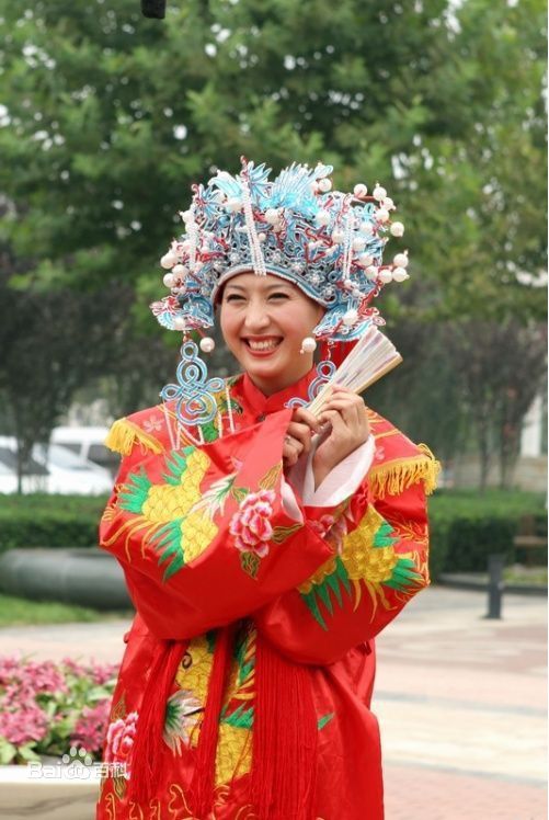 http://www.newswatch247.com/pics/star/pic/c3262940cf020ae72db49503ad331a76.jpg