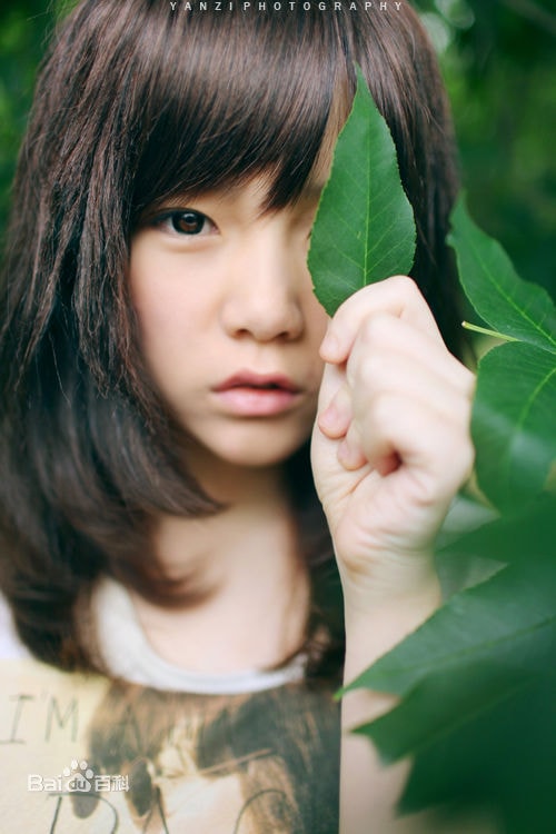 http://www.newswatch247.com/pics/star/pic/c540aa1b1f86f92779e29499b3fe23d5.jpg