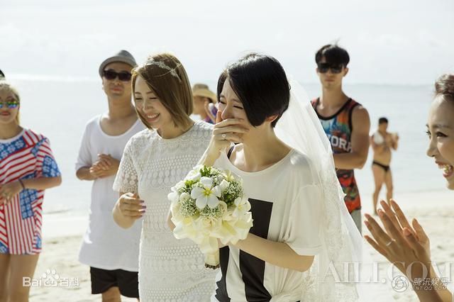 http://www.newswatch247.com/pics/star/pic/c6284b7b62d262a9ad6df77e7c0f8f43.jpg