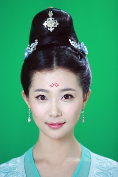 http://www.newswatch247.com/pics/star/pic/c665/f6dbd999557cd1c293d4a4b8f106.jpg