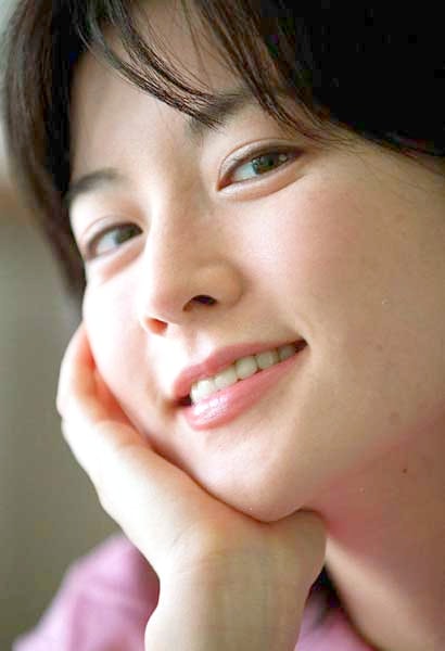 http://www.newswatch247.com/pics/star/pic/c67813669ebbb23b624b7906427eba2d.jpg