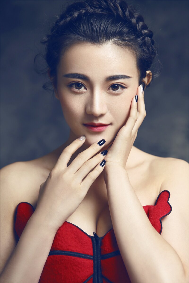 http://www.newswatch247.com/pics/star/pic/c8e8304fe9e63089cb934325afa3c720.jpg