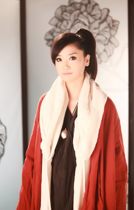 http://www.newswatch247.com/pics/star/pic/c9f1c2f720a75a77d810d0667d954369.jpg