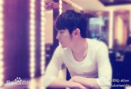 http://www.newswatch247.com/pics/star/pic/ca80a77da4c52f6d00d085eefcf039ce.jpg