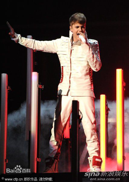http://www.newswatch247.com/pics/star/pic/cafd3804a00d5dcc0cd2806cba2dd03d.jpg