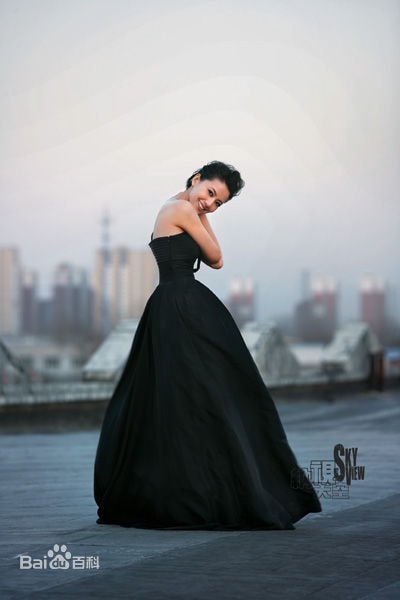 http://www.newswatch247.com/pics/star/pic/cb5ca0303bd230a66bb947801ede4a3f.jpg